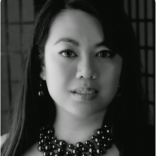 Annie Nguyen Photo 29