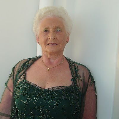 Sylvia Shaw Photo 14