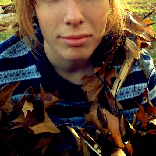 Alexandra James Photo 6