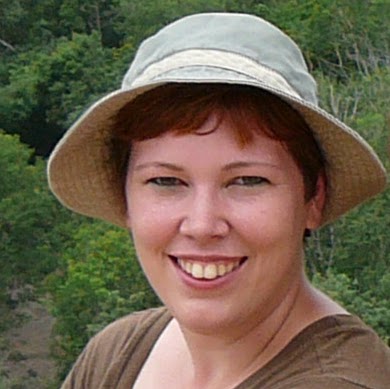 Julie Hartley Photo 16