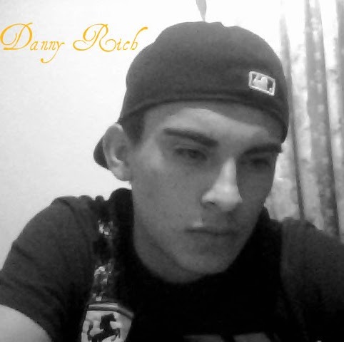 Daniel Rico Photo 13