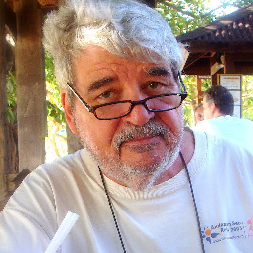 Derek Davies Photo 31