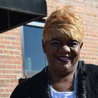 Carla Richardson Photo 17