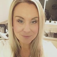 Katie Calvert Photo 19