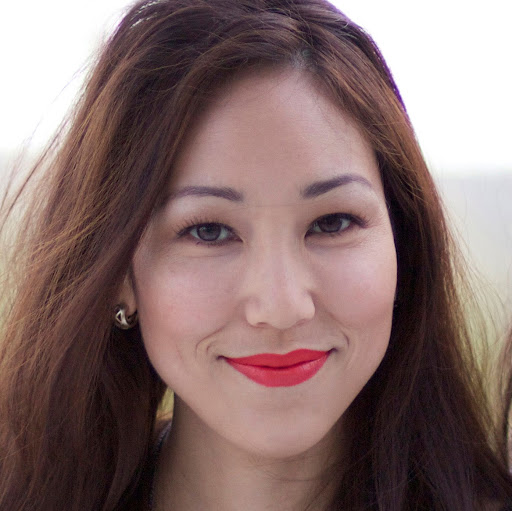 Lisa Nakamura Photo 6