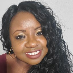 Michele Thomas Photo 38