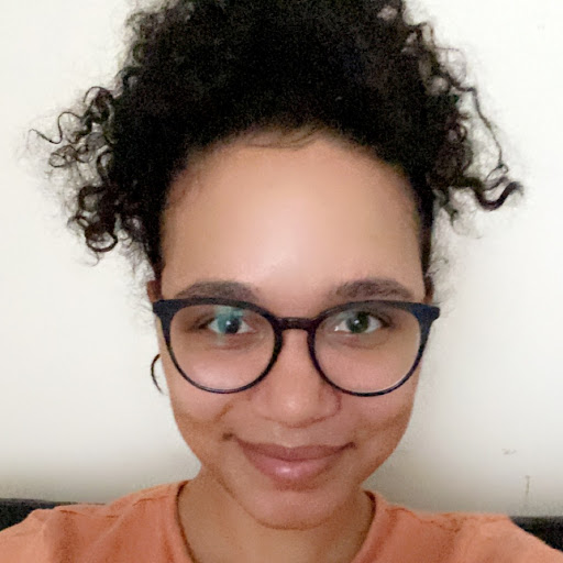 Simone Walker Photo 7