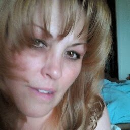 Angela Dubois Photo 25