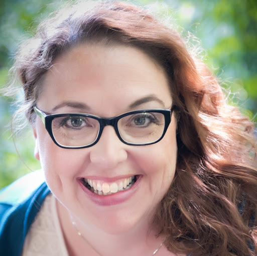 Michelle Anderson Photo 32