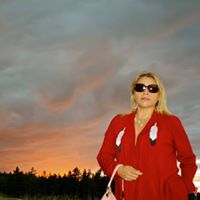 Lori Maloney Photo 24