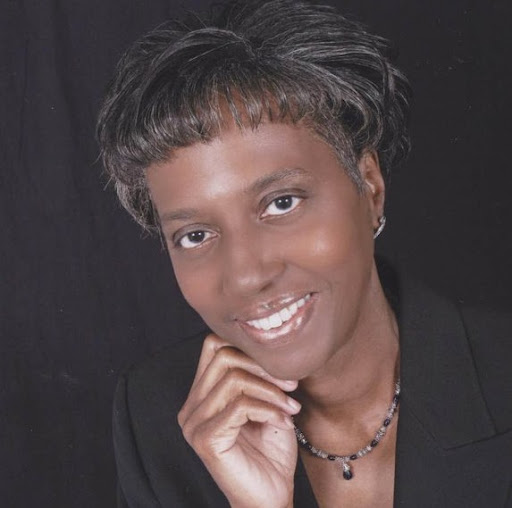 Cynthia Davis Photo 26