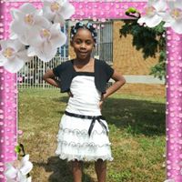 Eveline Paul Photo 7