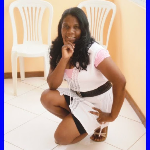 Ana Almeida Photo 12