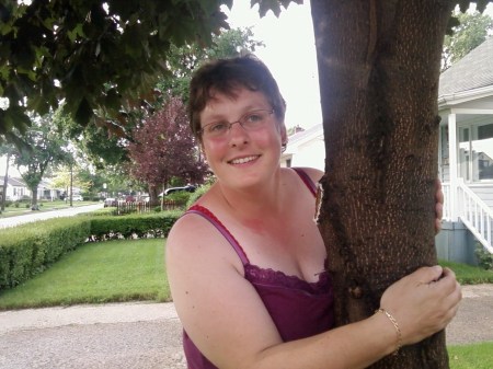 Michelle Redmond Photo 7