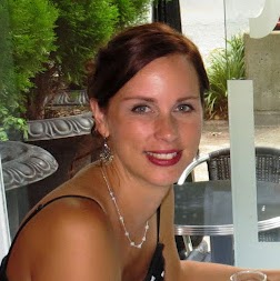 Julie Quintero Photo 13