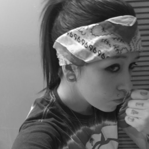 Kristen Clark Photo 8