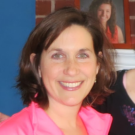 Julie Dobson Photo 22