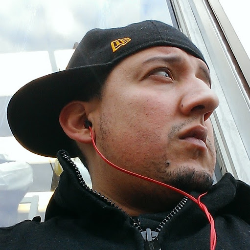 Jose Berrios Photo 39