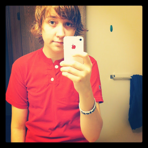 Kristopher Adams Photo 9