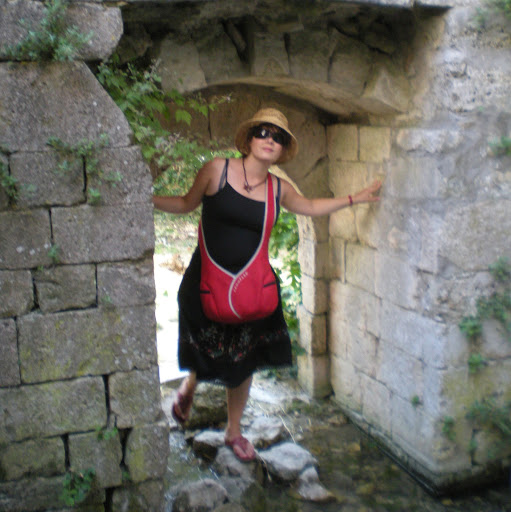 Stephanie Calabrese Photo 4