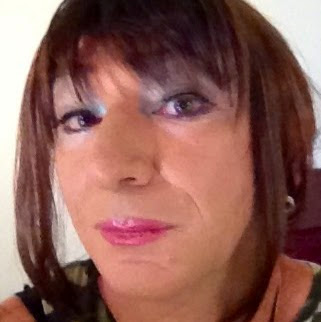 Michelle Beech Photo 10