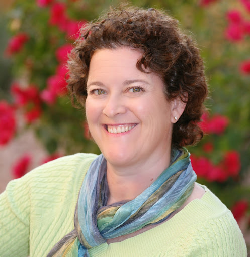 Elizabeth Keith Photo 31