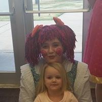 Chelsea Skaggs Photo 10