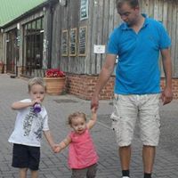 Stephen Roe Photo 15