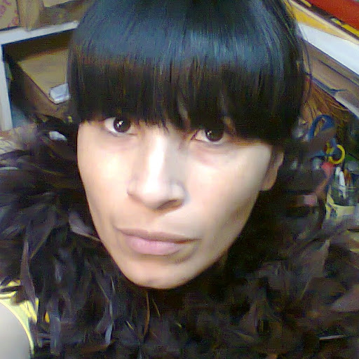 Julia Peralta Photo 25