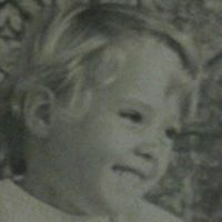 Sarah Kerr Photo 17