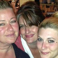 Julie Painter Photo 20