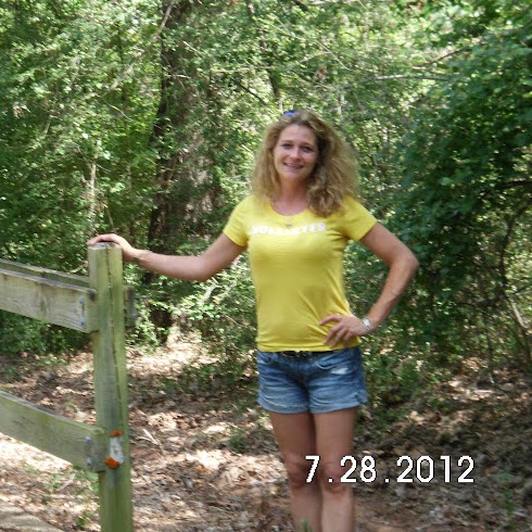 Stephanie Tate Photo 26