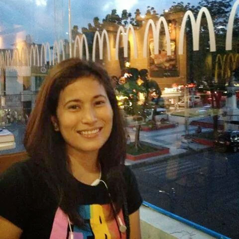 Sharon Reyes Photo 10