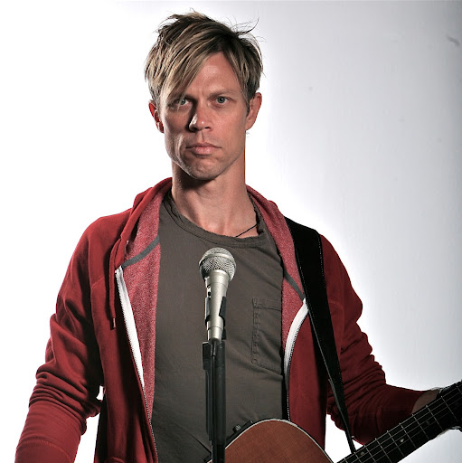 Tommy Fields Photo 12