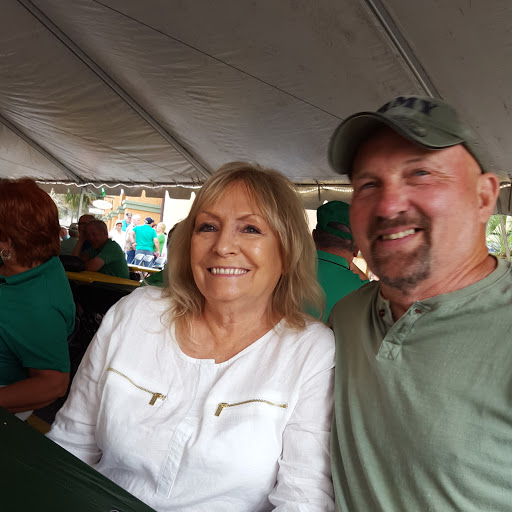 Gayle Moore Photo 32