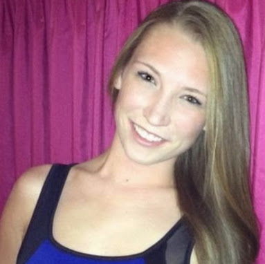 Stephanie Petit Photo 5