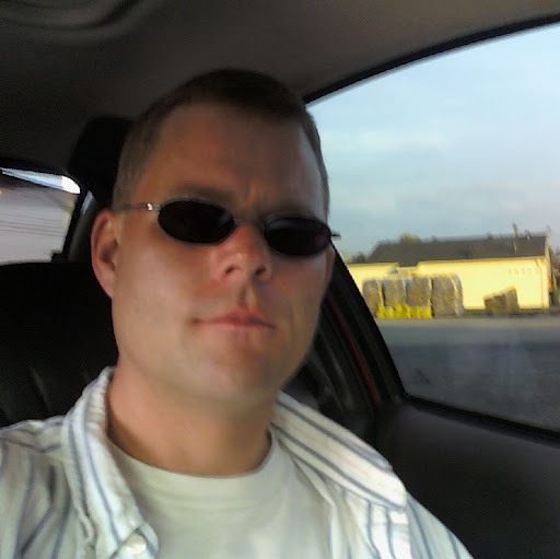 Daniel Hamilton Photo 38