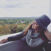 Samantha Rollins Photo 18