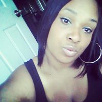 Julie Malloy Photo 18