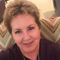 Lynn Downing Photo 15