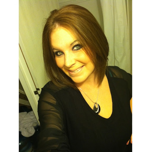 Cassie Wallace Photo 15