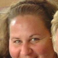 Robyn Leach Photo 14