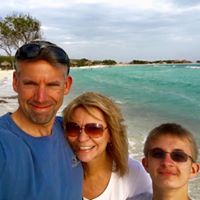 Julie Pickering Photo 26