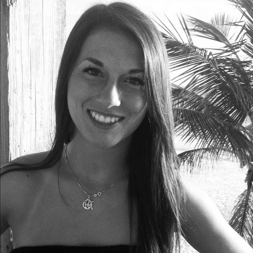 Beth Schrader Photo 8