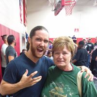 Linda Hiles Photo 9