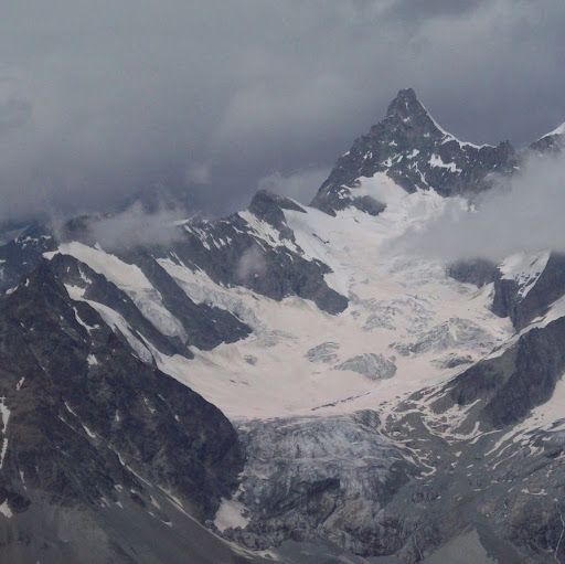 Gregory Burns Photo 40