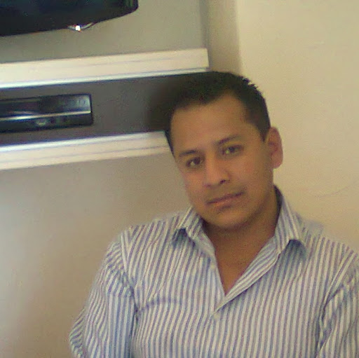 Gustavo Hernandez Photo 44