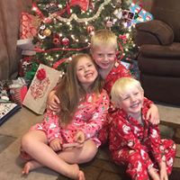 Megan Niles Photo 20