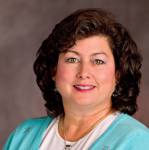 Julie Stratton Photo 32