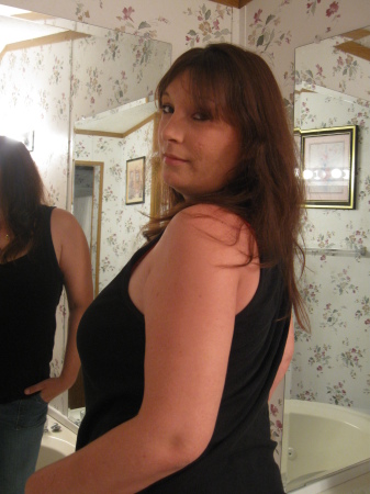 Melanie Davis Photo 13